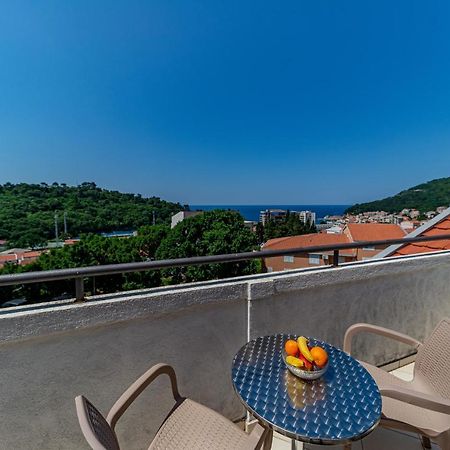 Apartment Knezevic Petrovac 外观 照片