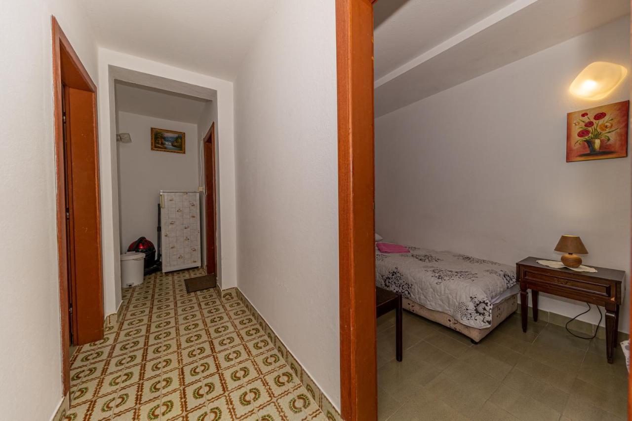 Apartment Knezevic Petrovac 外观 照片