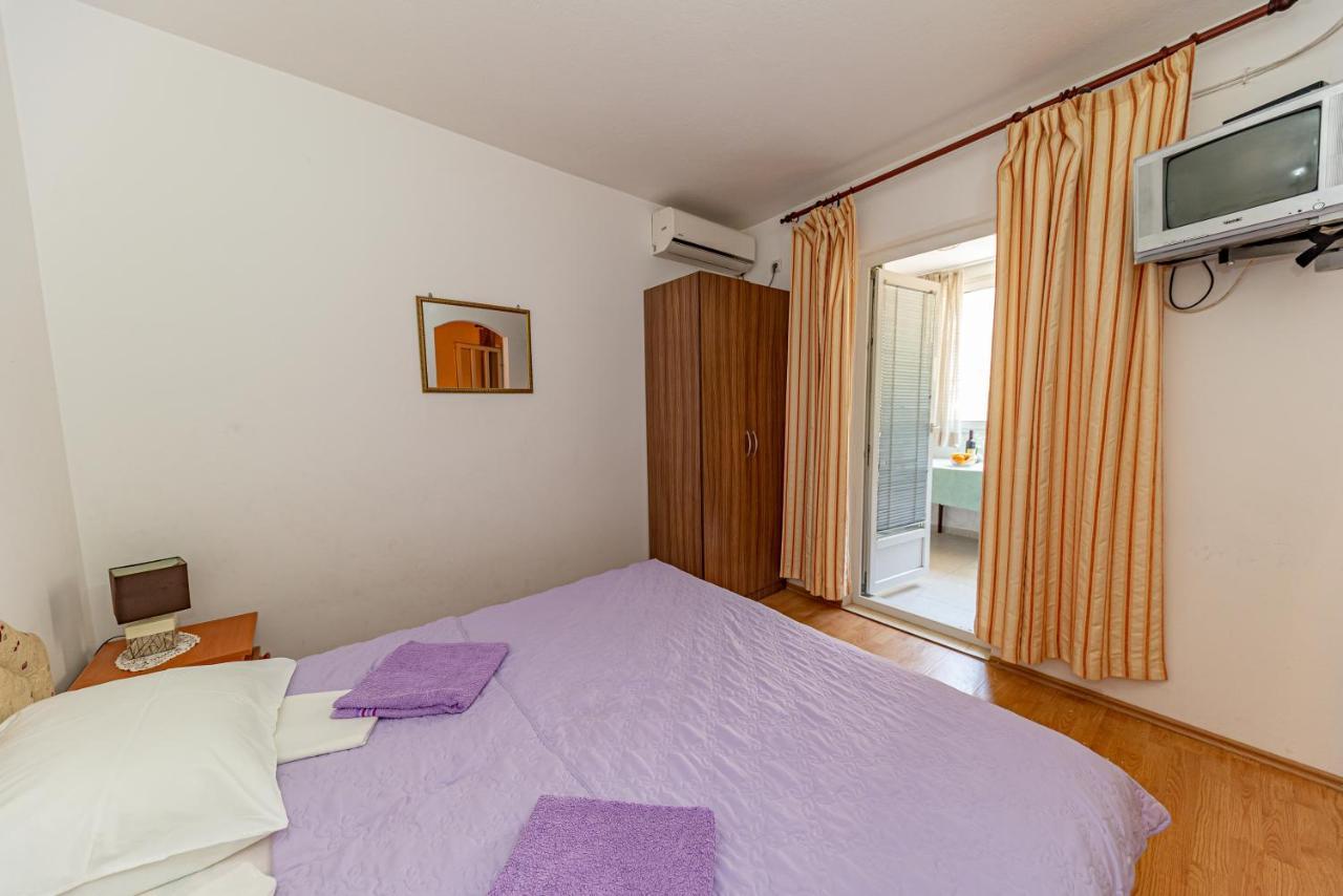 Apartment Knezevic Petrovac 外观 照片