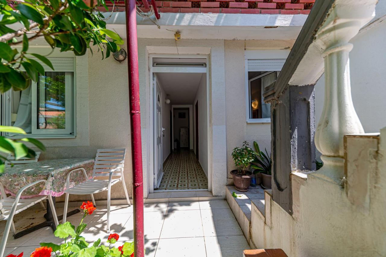 Apartment Knezevic Petrovac 外观 照片