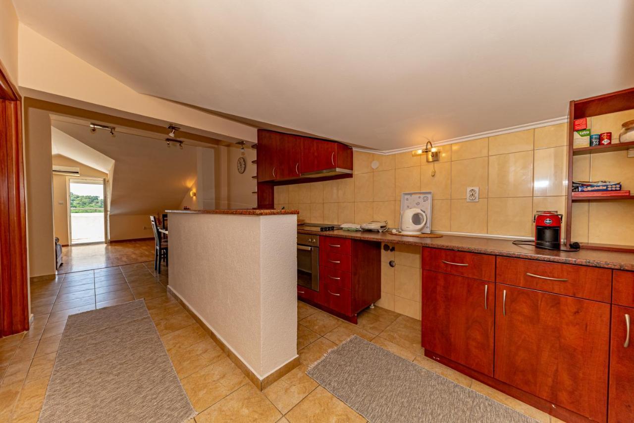 Apartment Knezevic Petrovac 外观 照片